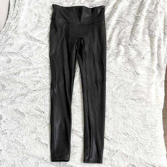 SPANX FAUX LEATHER LEGGINGS - Picture 4 of 7